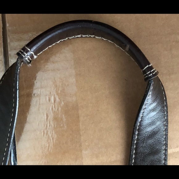 Coach Hampton signature satchel. Needs some TLC - Picture 7 of 15